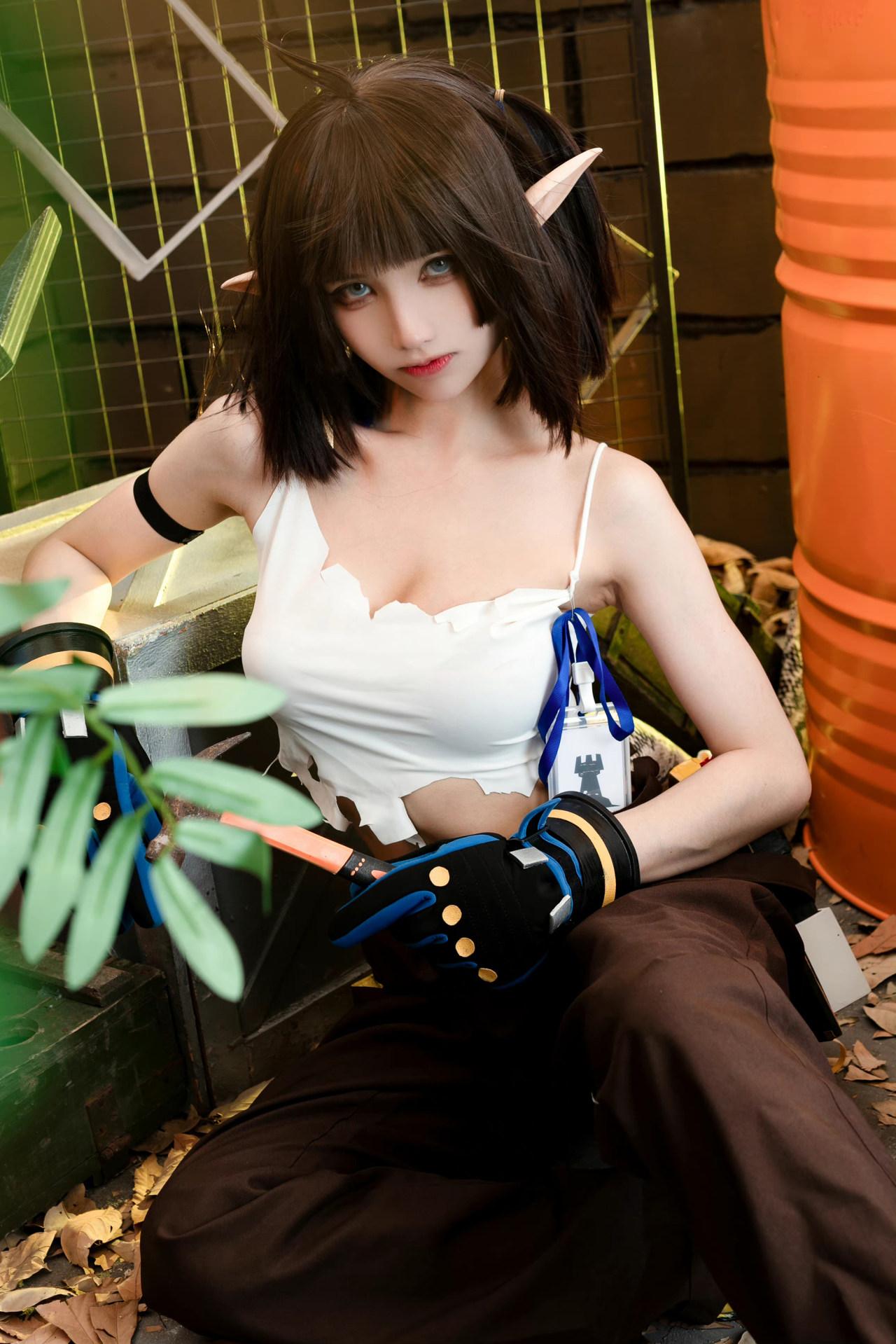 《明日方舟》森蚺cosplay圖（CN：千城夜vv）插圖4